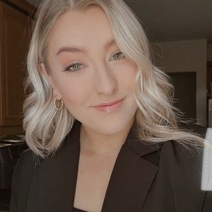 Meet your Posher, Caelan